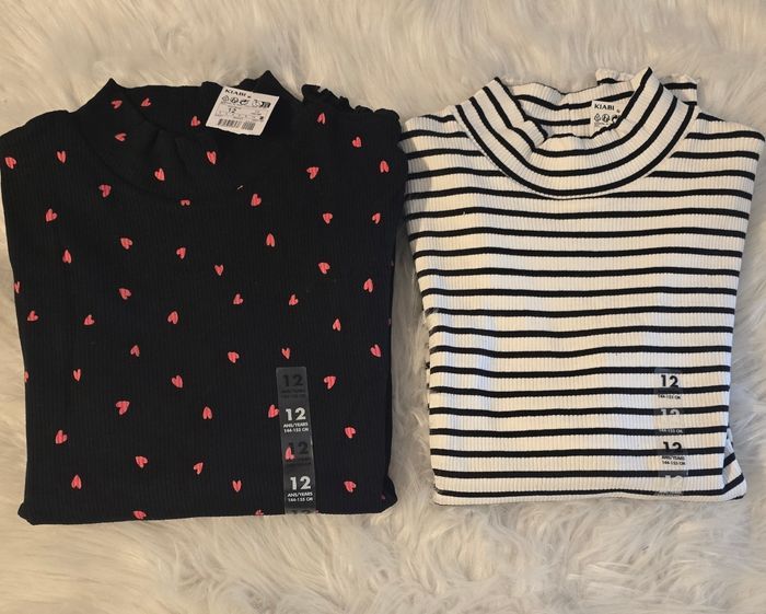 (Neufs non portés) 🏷🏷🤩🩷 teeshirts ml col montant 12 ans fille 🩷🤩