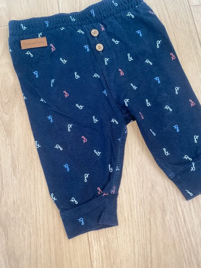 Pantalon - photo numéro 2
