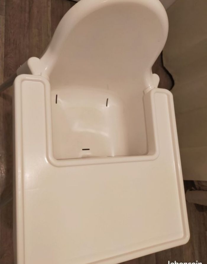 Chaise haute IKEA - photo numéro 2