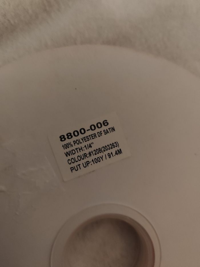 Ruban de satin saumon - photo numéro 3