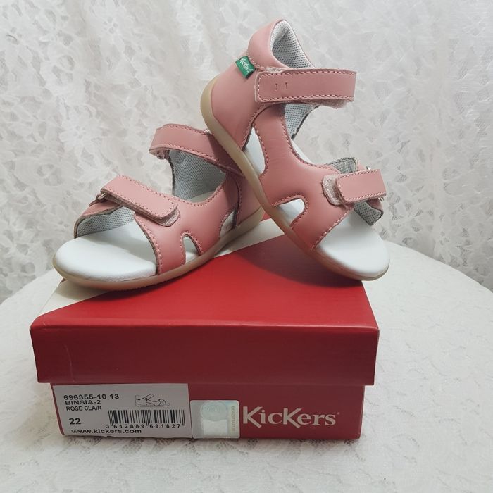 Chaussures  sandales  kickers  rose  clair