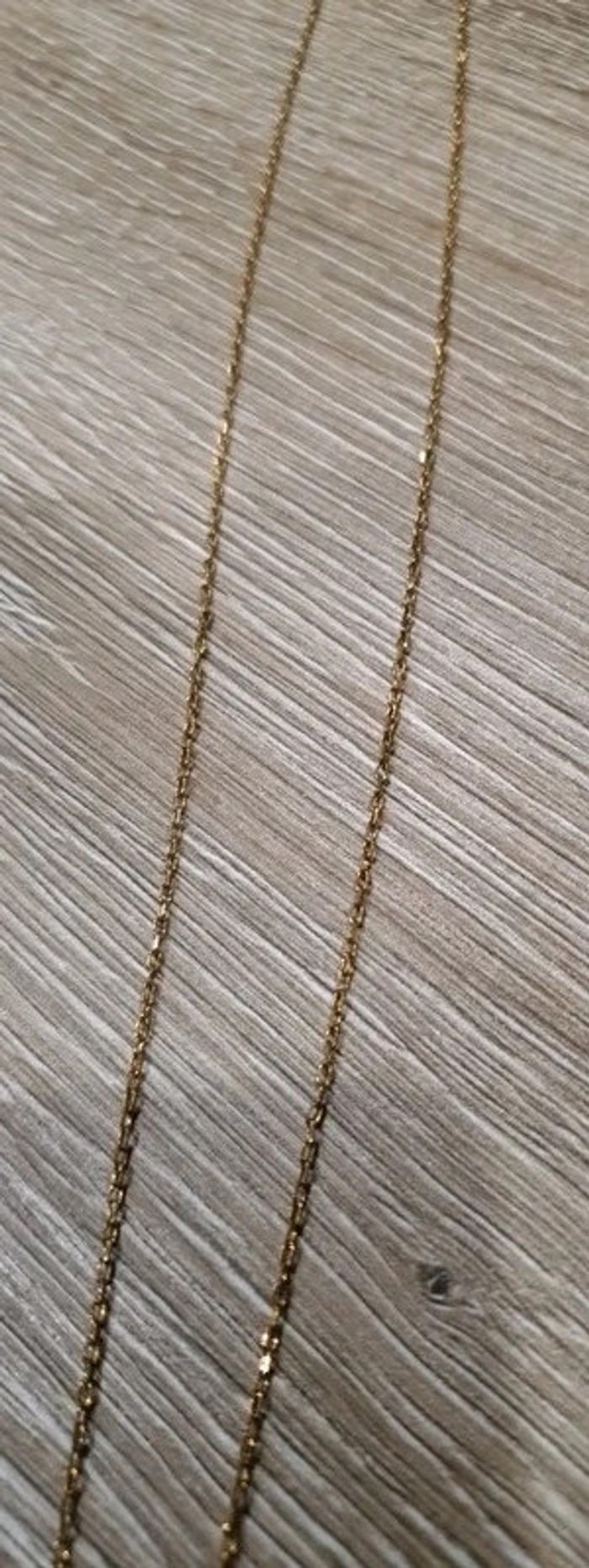 Chaîne avec son pendentif - photo numéro 4