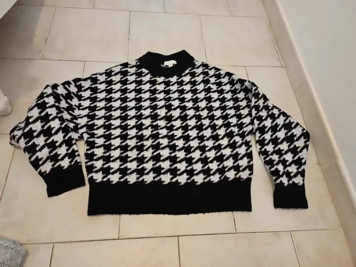 pull en laine gris et blanc