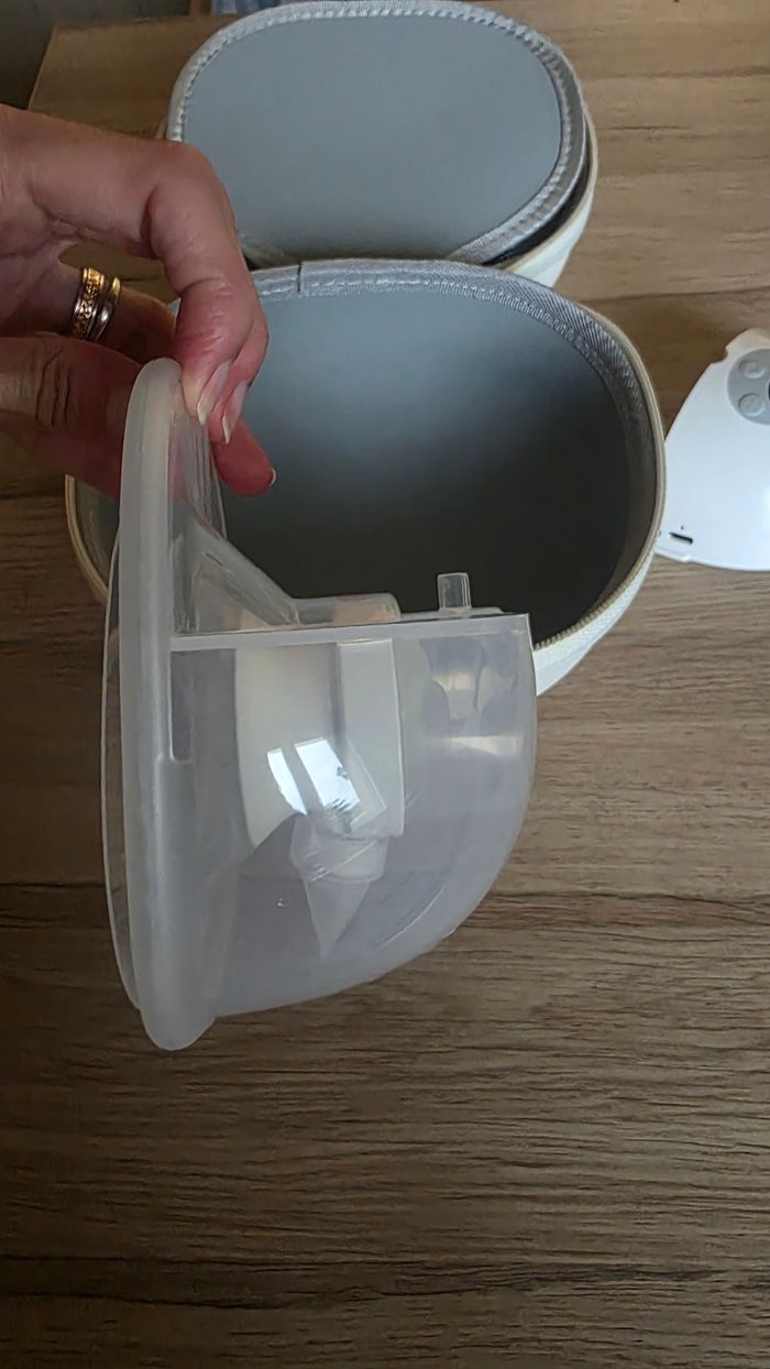 Tire-lait portable M5 Momcozy - photo numéro 5