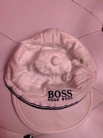 très jolie casquette hugo boss