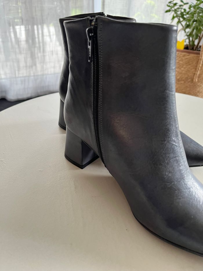 Bottines tout en cuir Brodequins neuves P.38 - photo numéro 2