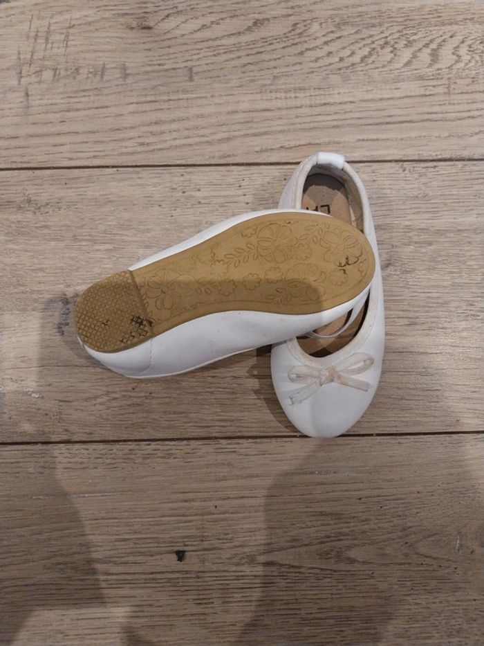Chaussures fille 24 - photo numéro 2