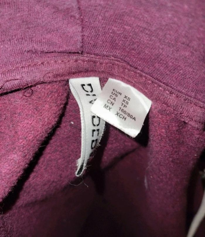 Sweat zippé XS avec imprimé au dos - photo numéro 6