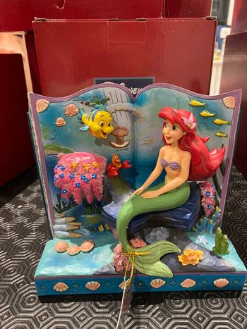 Figurine disney traditions storyboock ariel