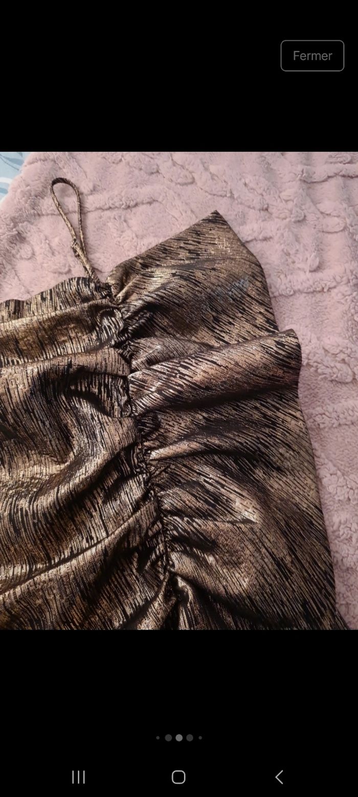 Robe irisée noir et doré super pour les fetes - photo numéro 4