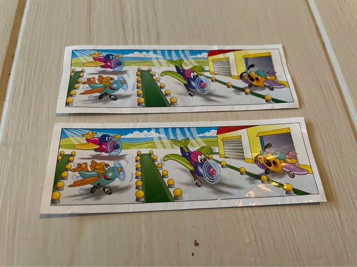 Lot de 4 Jouets Kinder Drôles d’avions (2002) Série Complète - photo numéro 3