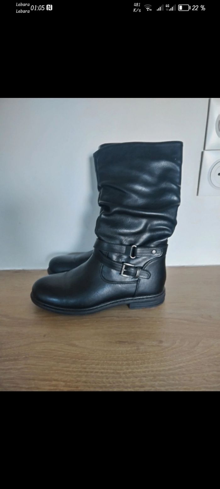 Bottes noires taille 35 - photo numéro 2