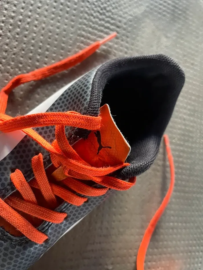 Chaussure de foot - photo numéro 2