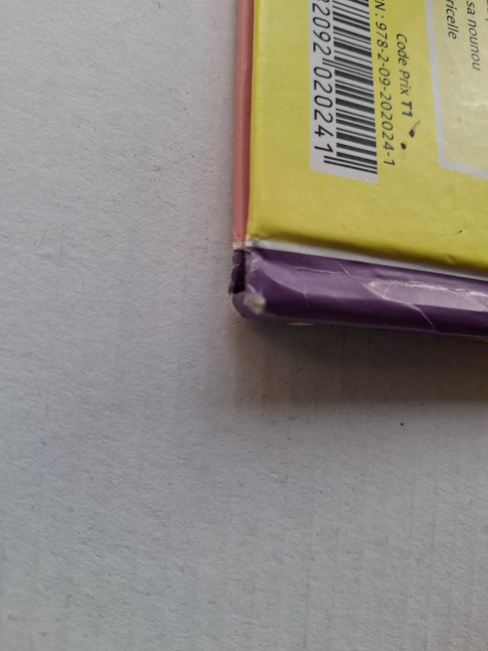 Livre "Tchoupi ne veut pas prêter " - photo numéro 7