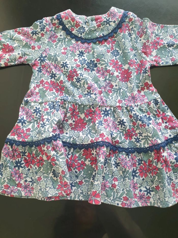 Robe à manches longues fleurie - photo numéro 2