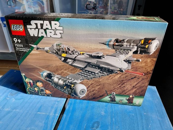 Lego star wars 75325  le chasseur du mandalorien