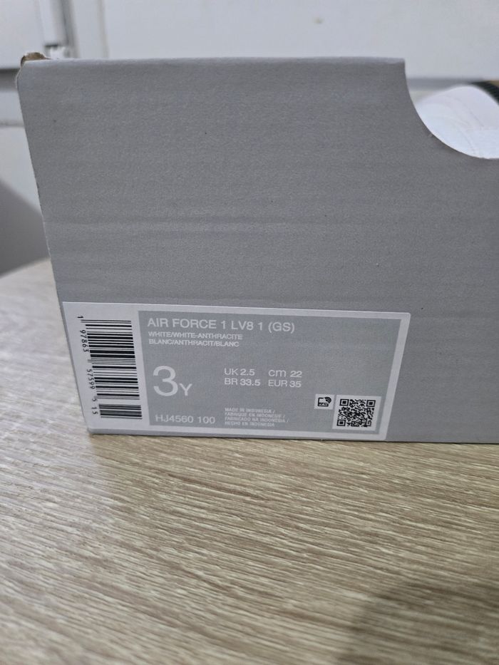 Nike air force 1 taille 35 neuves blanc gris Authentiques - photo numéro 8