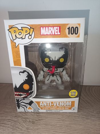 Pop funko figurine anti venom glow _ Marvel 