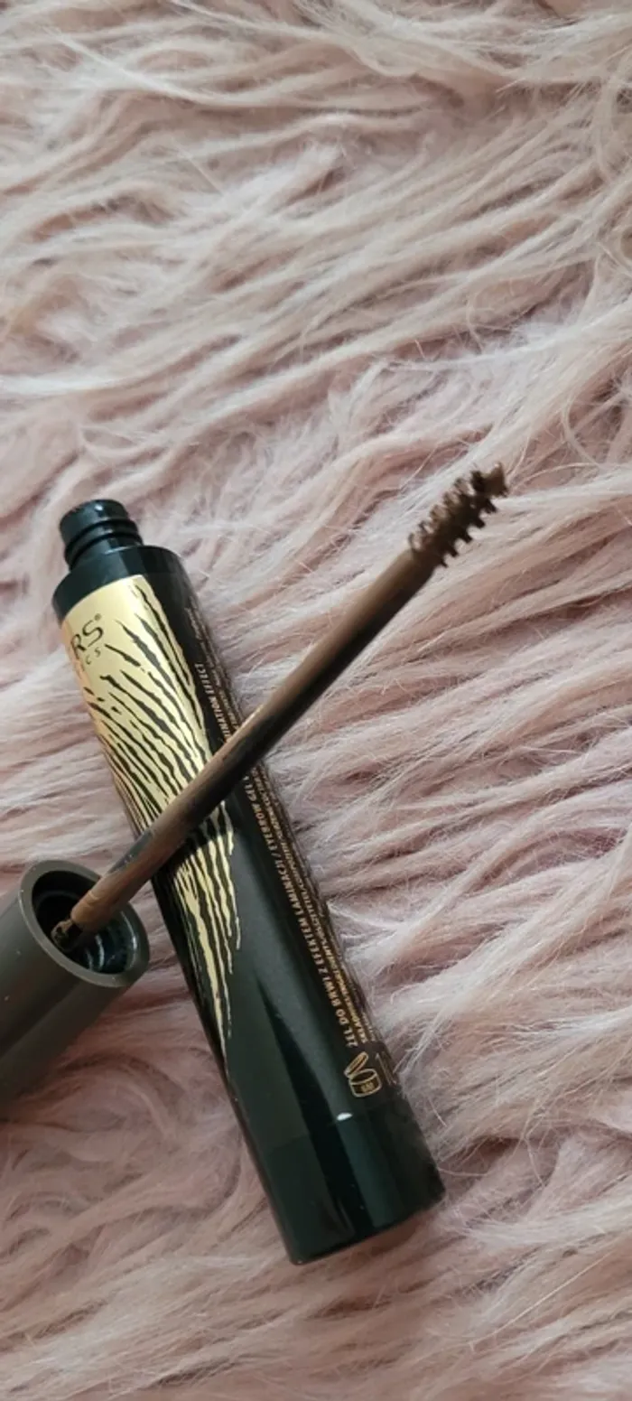 Mascara sourcils - photo numéro 5