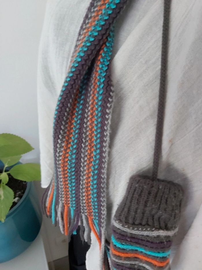 Ensemble écharpe + moufles - photo numéro 6