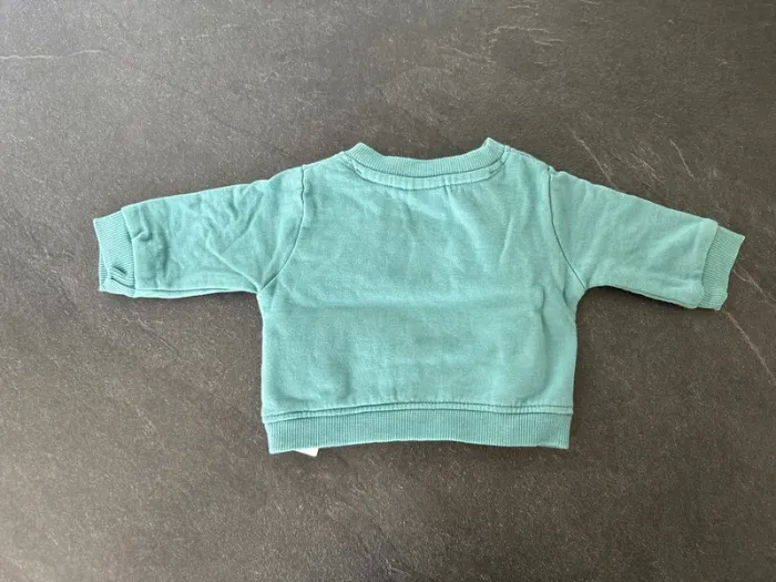 Pull cache cœur Mickey - photo numéro 2