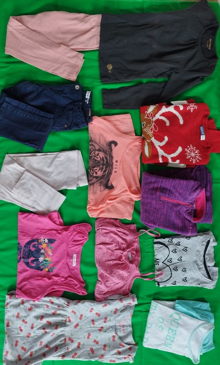 Lot de 12 vêtements fille 10 ans