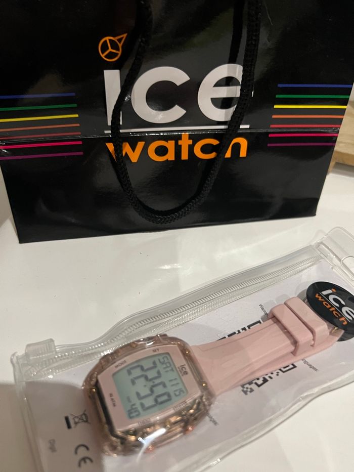 Montre swatch - photo numéro 2