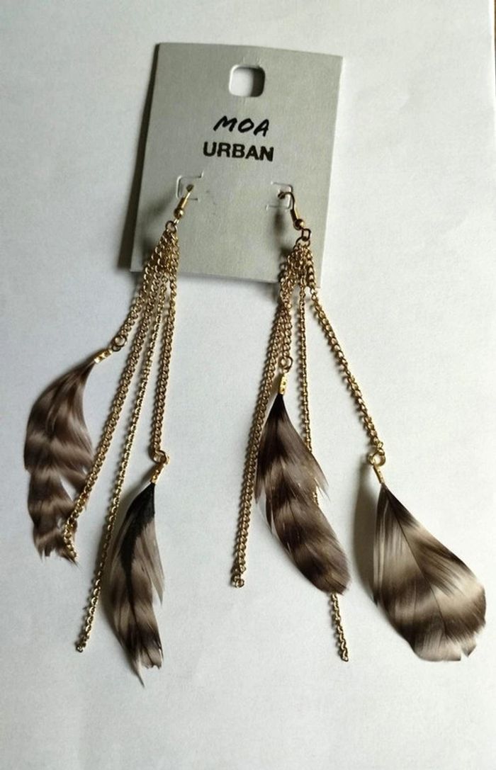 Boucles d'oreilles plumes MOA neuves - photo numéro 2