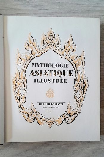 Mythologie asiatique illustrée