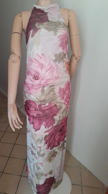 Très jolie robe dos nu neuve Asos Design taille 40