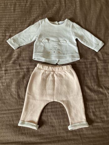 Ensemble bébé fille taille 9 mois