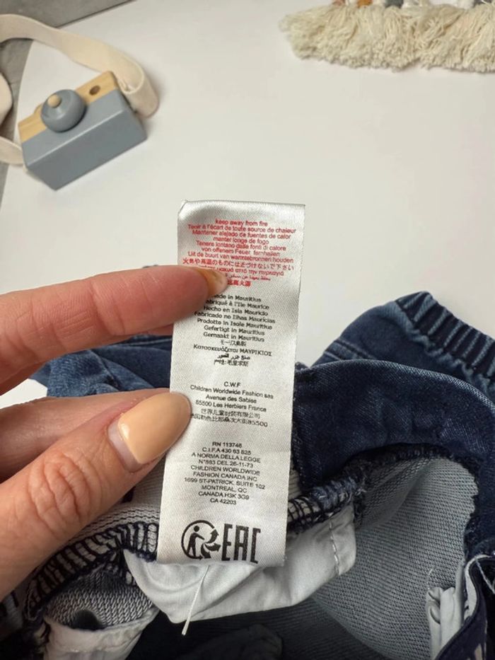 Jeans Timberland bébé garçon taille 6 mois 67cm comme neuf - photo numéro 3