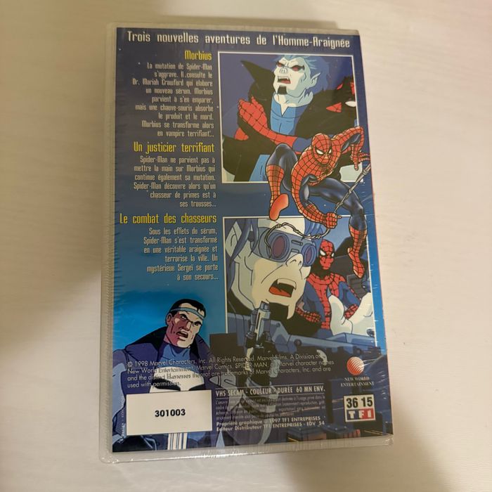 2 VHS sous blister: Le Noël de Mickey - Spiderman contre Morbius - photo numéro 4