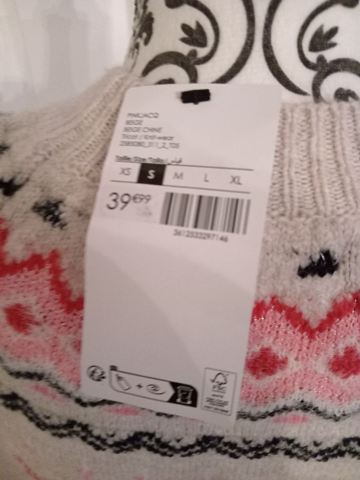 Pull cache cache taille S - photo numéro 4