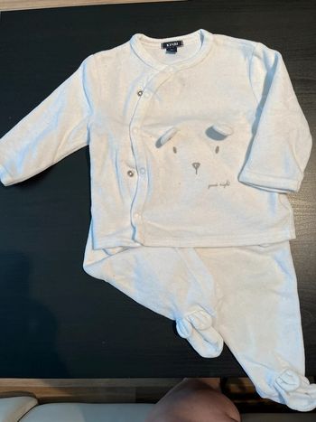 Pyjma velours 9 mois