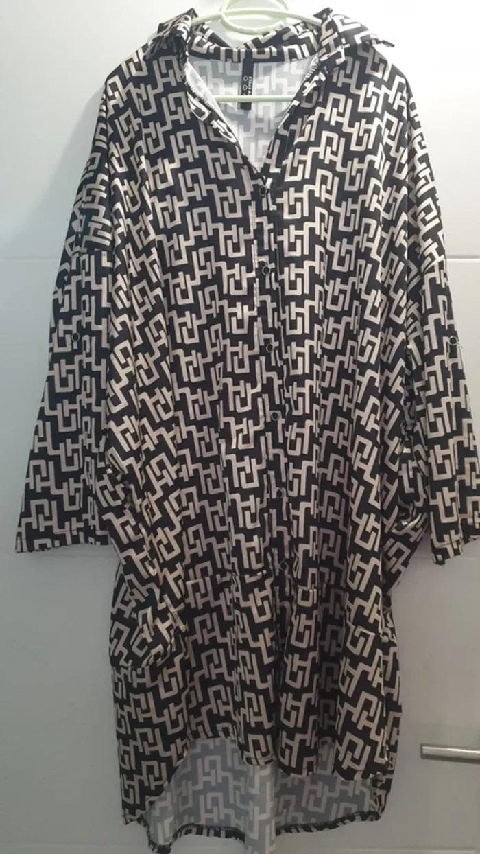 Tunique longue femme avec boutons