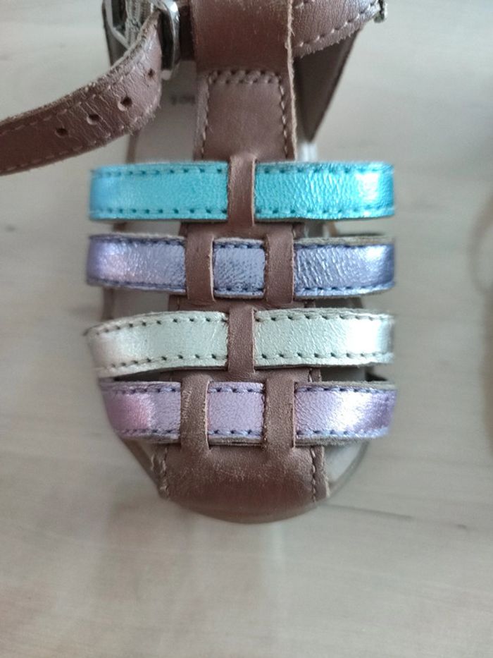 Sandale Verbaudet taille 20 - photo numéro 7