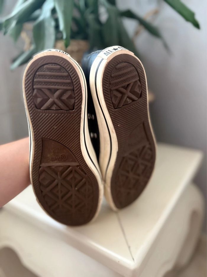 Converses montantes - fourré à l’intérieur/100% cuir extérieur - noir/creme - pointure 37 - photo numéro 6
