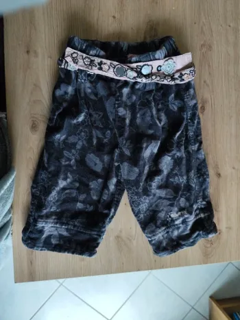Pantalon avec ceinture : 18 mois