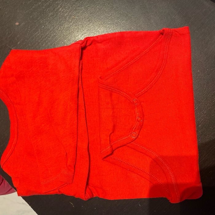 Lot 2 bodies de noël - photo numéro 4