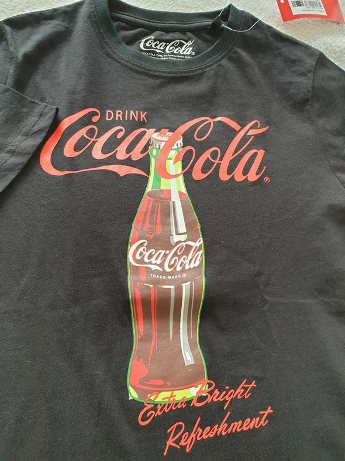 T-shirt Coca-cola XXS ou 12 ans - photo numéro 2