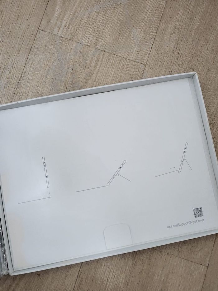 Microsoft clavier Signature Cover Alcantara - Surface Pro - photo numéro 5