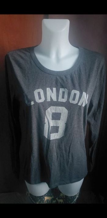 Pull avec écriture gris foncé taille xl