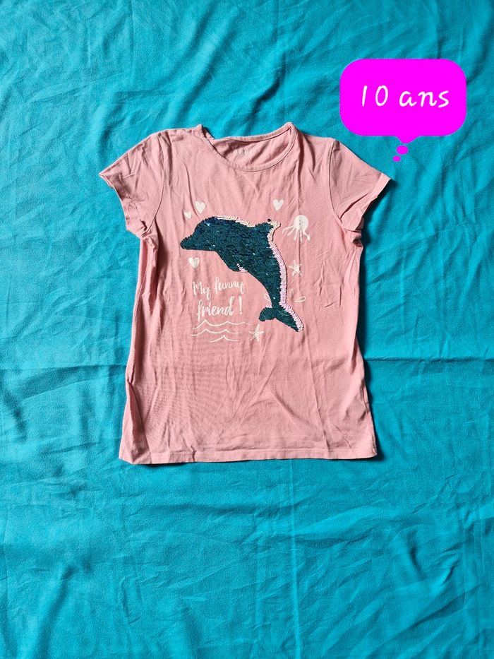 T-shirt