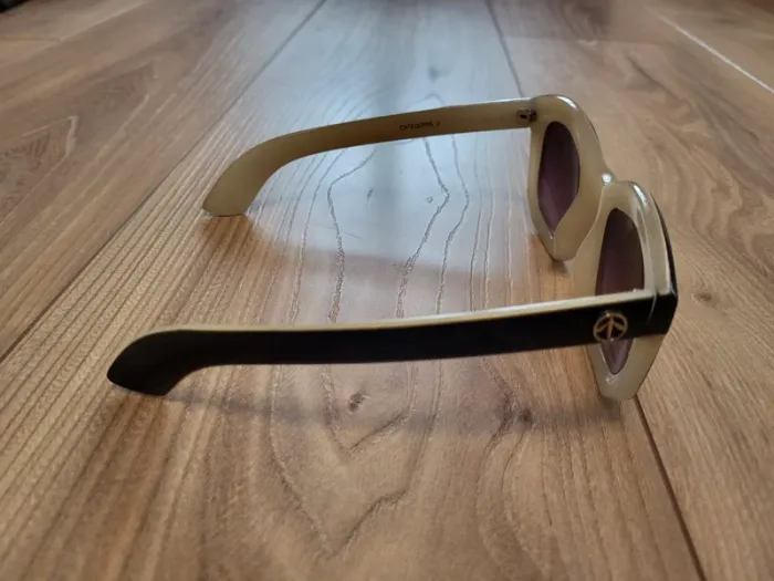 Lunettes de soleil fantaisie - photo numéro 2