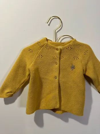 Gilet tape à l’œil 12 mois moutarde