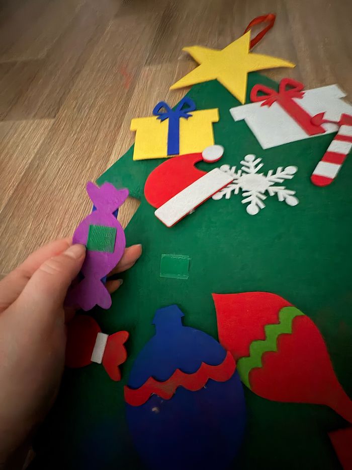 Jeu d’éveil scratch sapin de noël - photo numéro 2