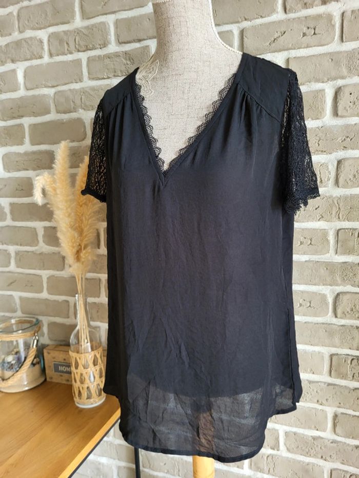 T-shirt noir à dentelle Kiabi - photo numéro 6