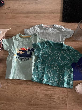 3 t-shirts bleus