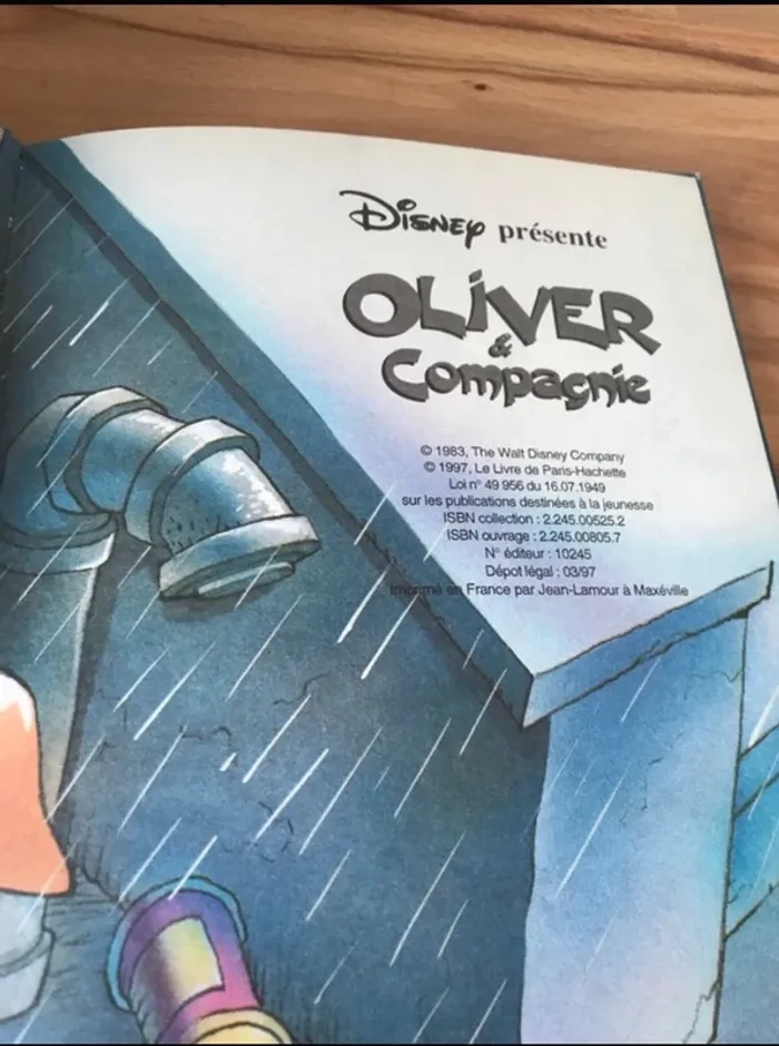 livre pour enfant Disney présente oliver et compagnie - photo numéro 3
